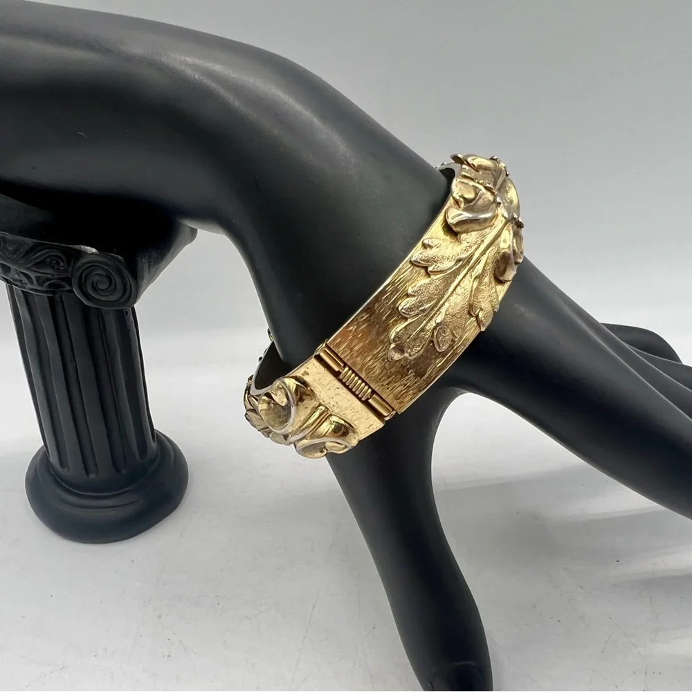 Chunky vintage baroque sculptured gold tone bracelet signed